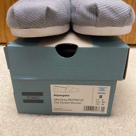 Gray Toms, size 8. - Picture 3 of 3